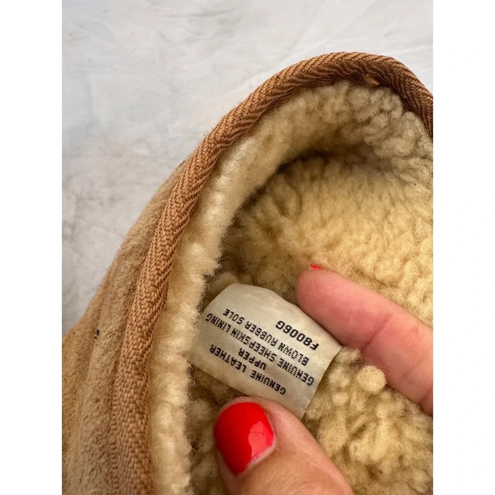 Australian UGG Boots Tan Short Summer Surfer Snow Woman's Size 7 warm